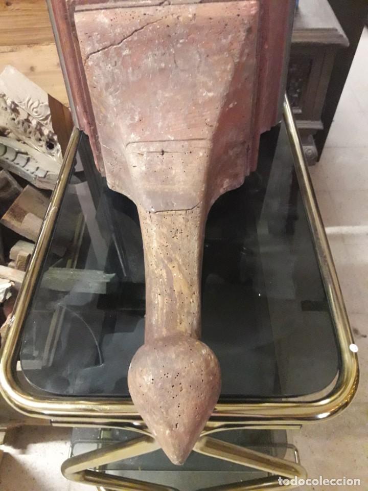 Antig&uuml;edades: mensula - Foto 2
