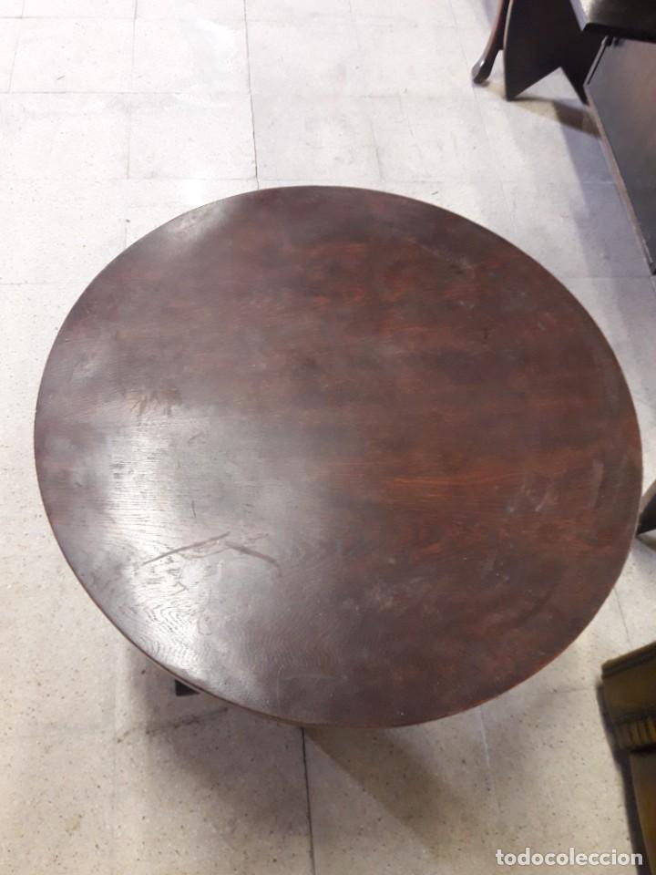 Antig&uuml;edades: mesa auxiliar - Foto 2