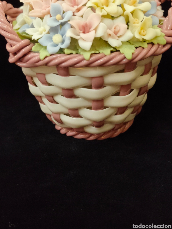 Antig&uuml;edades: Cesta de flores de porcelana - Foto 7