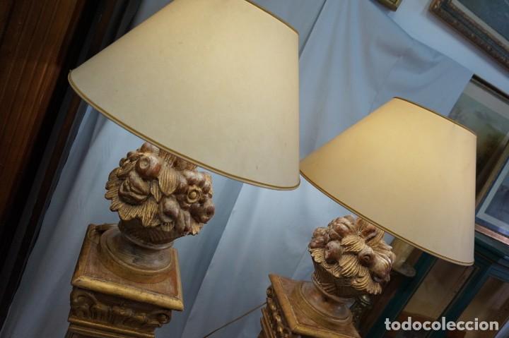 Antig&uuml;edades: Pareja de lamparas en madera - Foto 2