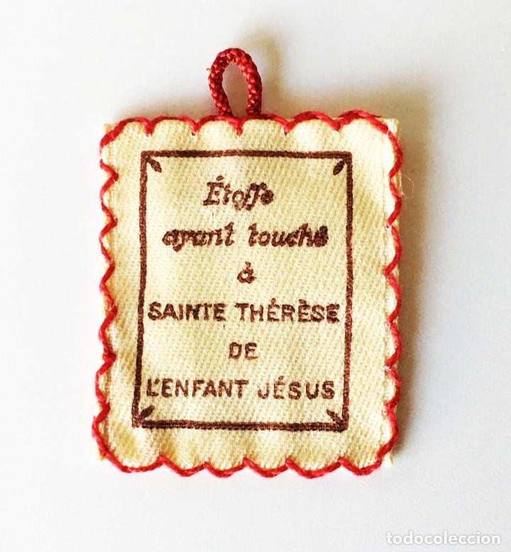 Antig&uuml;edades: RELIQUIA, &Eacute;TOFFE AYANT TOUCH&Eacute; &Aacute; SAINT TH&Eacute;R&Egrave;SE DE L'ENFANT J&Eacute;SUS - TELA QUE TOC&Oacute; A SANTA TERESITA