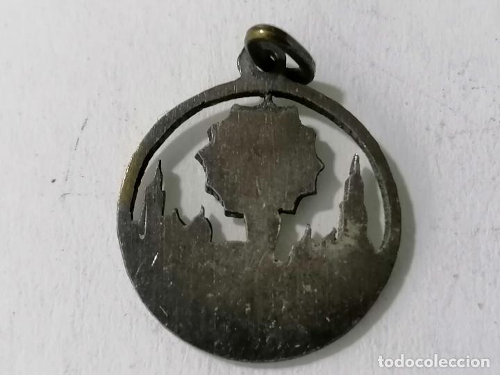 Antig&uuml;edades: MEDALLA NTRA SRA DEL PILAR - Foto 2