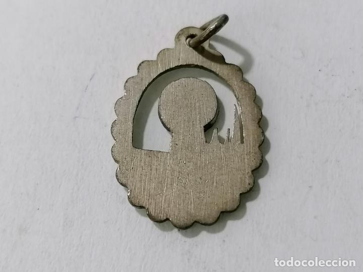 Antig&uuml;edades: MEDALLA NTRA SRA DEL PILAR - Foto 2