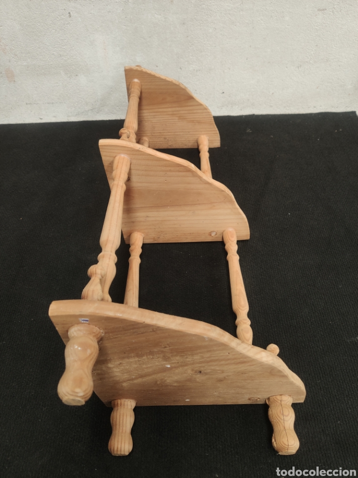 Antig&uuml;edades: REPISA ESQUINERA DE MADERA - Foto 4
