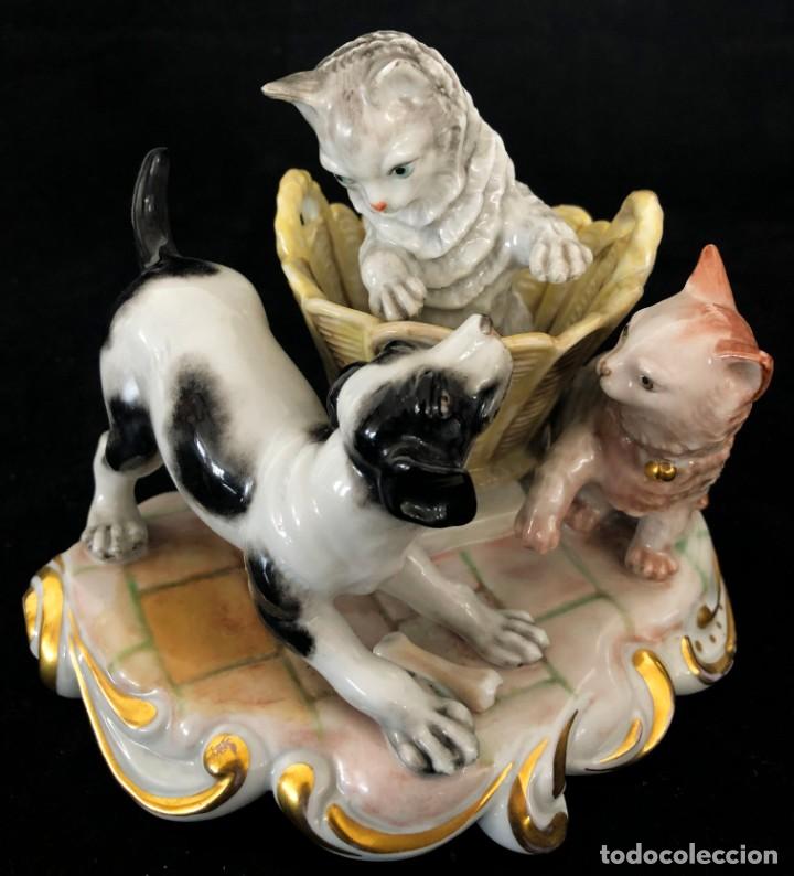 Antig&uuml;edades: PERRO Y 2 GATOS DE PORCELANA - Foto 10