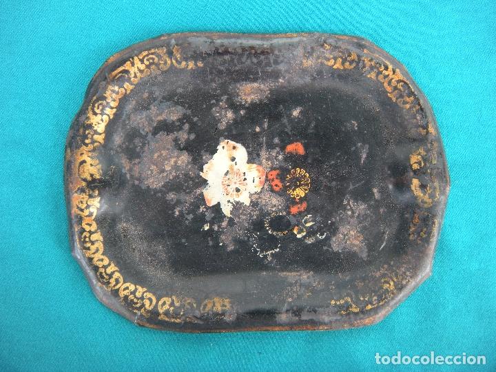 Antig&uuml;edades: BANDEJA ISABELINA DE CHAPA - Foto 1