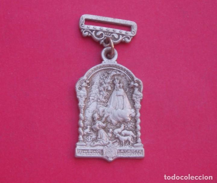 Medalla antigua virgen de la cabeza patrona de - Vendido en Venta