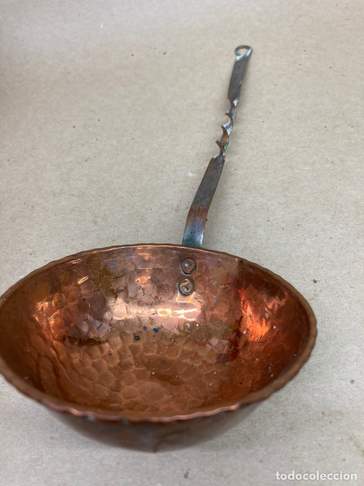 Antig&uuml;edades: Cuchara de bronce - Foto 1