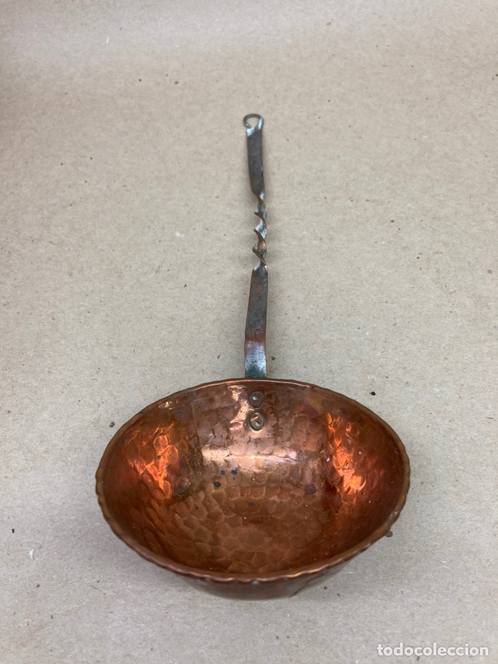 Antig&uuml;edades: Cuchara de bronce - Foto 1