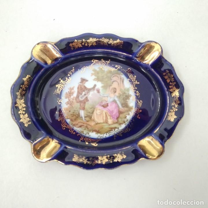 Antig&uuml;edades: Cenicero LIMOGES cobalto y oro - Foto 1