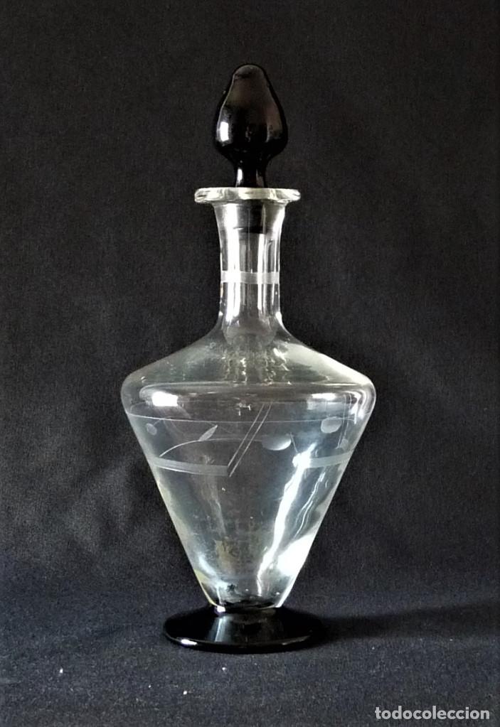 Antig&uuml;edades: Botella de cristal de la fabrica de Cartagena.
