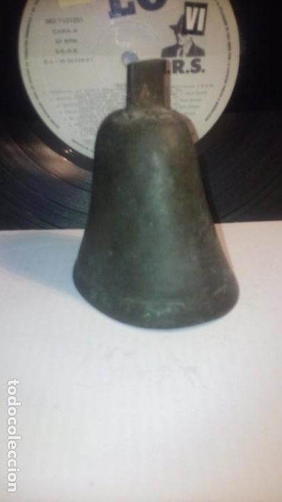 Antig&uuml;edades: CAMPANA DE BRONCE-GRABADO EN RELIEVE. - Foto 3