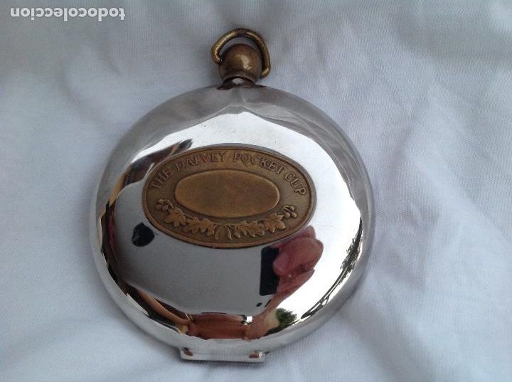 Antig&uuml;edades: Estuche circular de metal plateado - Foto 1
