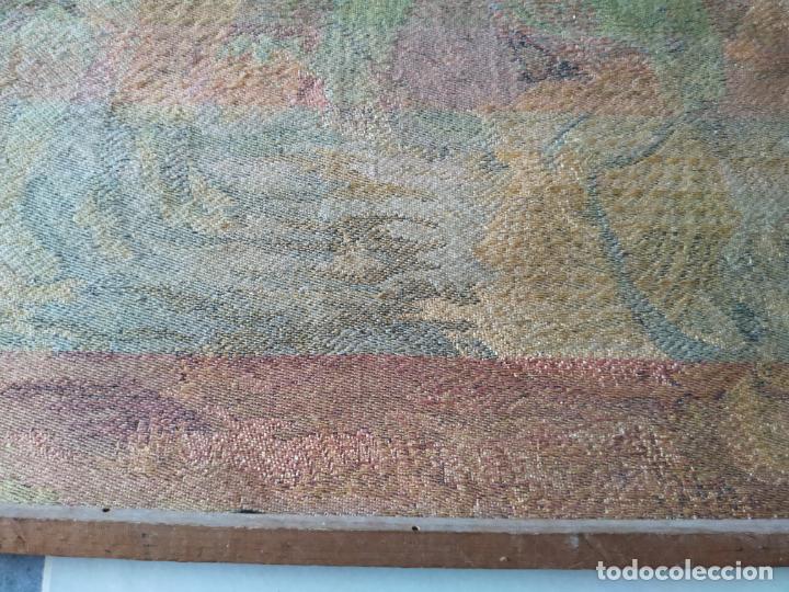 Antig&uuml;edades: Antigua pareja de tapices - Foto 20