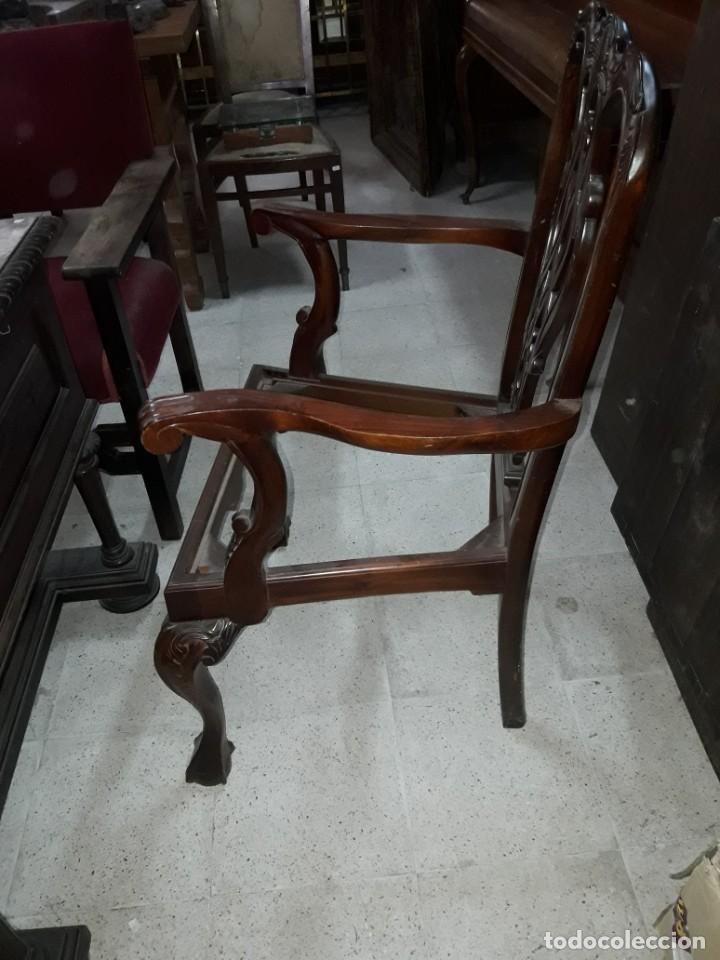 Antig&uuml;edades: sill&oacute;n estilo chipendal - Foto 3