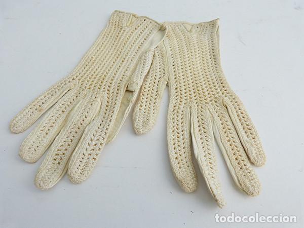 Antig&uuml;edades: Guantes de se&ntilde;ora - Foto 1