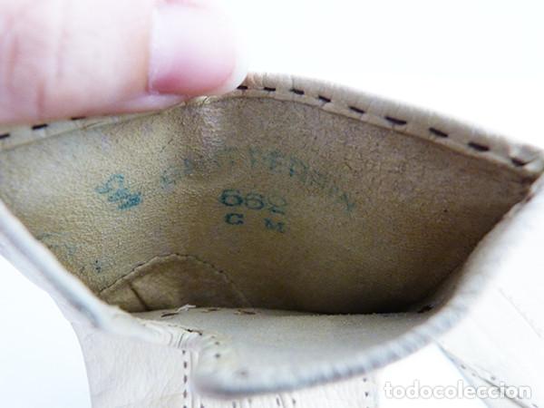 Antig&uuml;edades: Guantes de piel - Foto 5