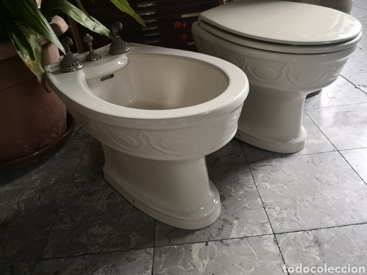 Oggetti Antichi: Antiguo juego de retrete y bidet. Buen estado.