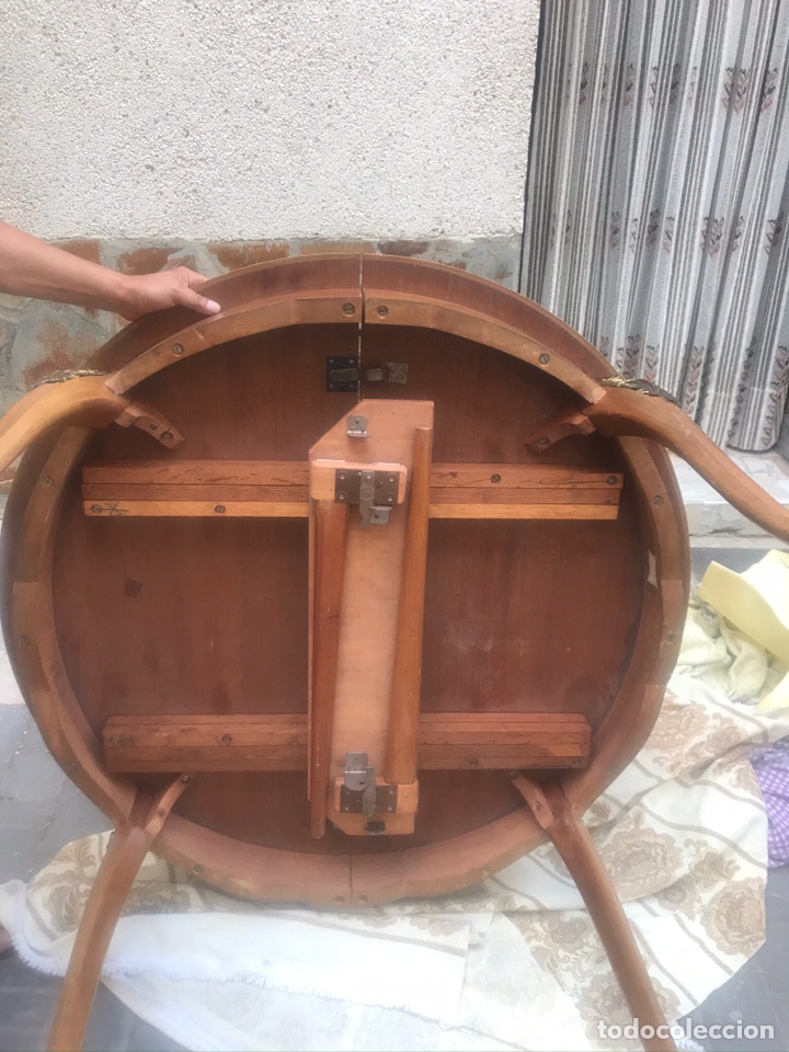 Antig&uuml;edades: Mesa con marqueteria - Foto 2