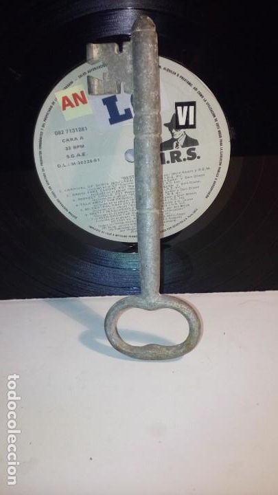 Antig&uuml;edades: LLAVE ANTIGUA . - Foto 1