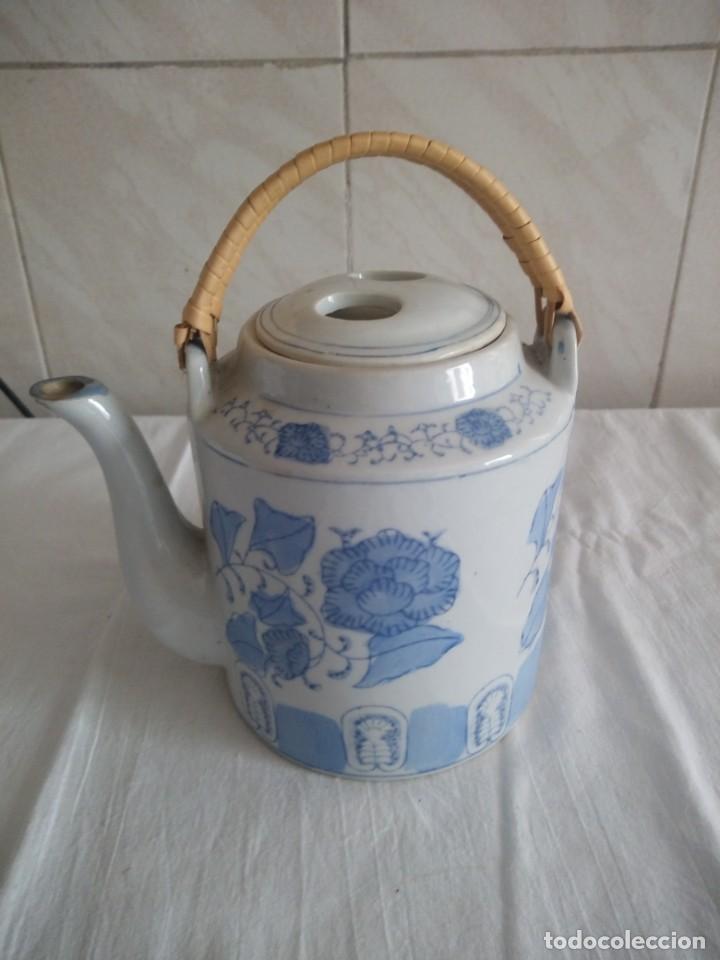 Antig&uuml;edades: Original tetera de porcelana china. - Foto 1