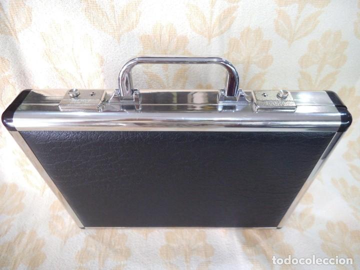 Antig&uuml;edades: MALET&Iacute;N ALUMINIO -PLATEADO- - Foto 12