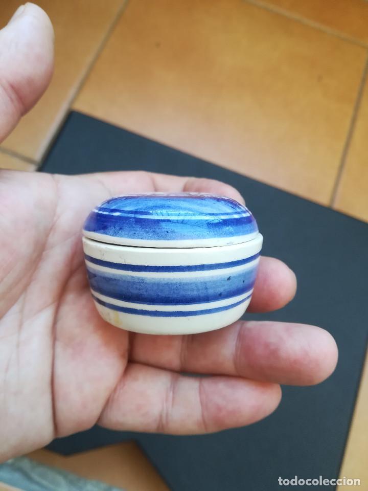 Antig&uuml;edades: PRECIOSA CAJITA O PASTILLERO DE CERAMICA.DE HOLANDA.