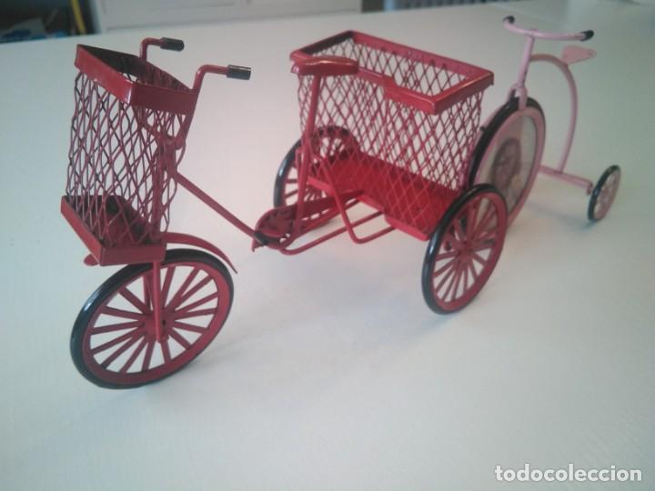 Antig&uuml;edades: 2 Bicicletas Metalicas. - Foto 2