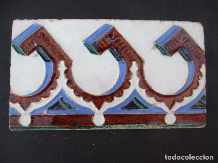 Antig&uuml;edades: Azulejo muy antiguo - Foto 1