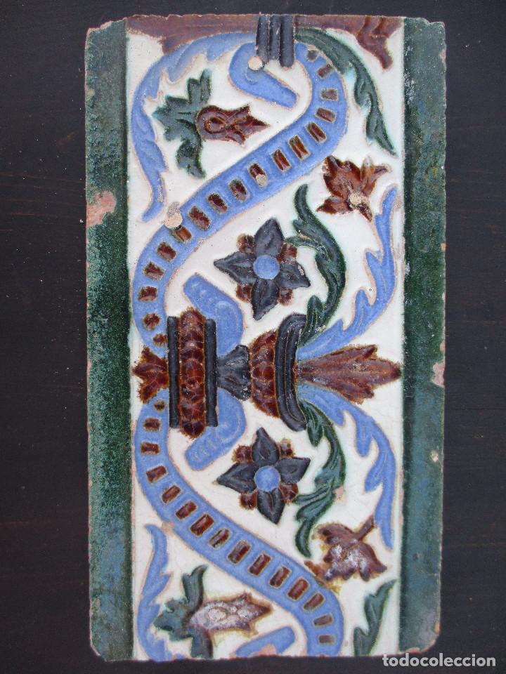 Antig&uuml;edades: Azulejo muy antiguo - Foto 1