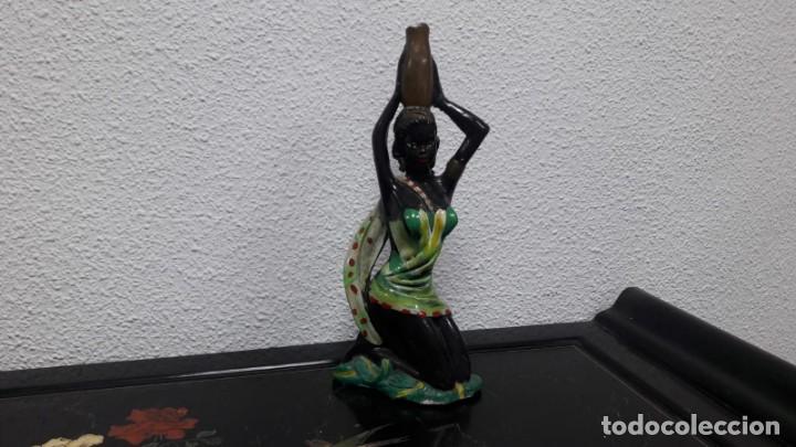 Antigüedades: Figura de mujer africana años 50 - Foto 1 - 213597923