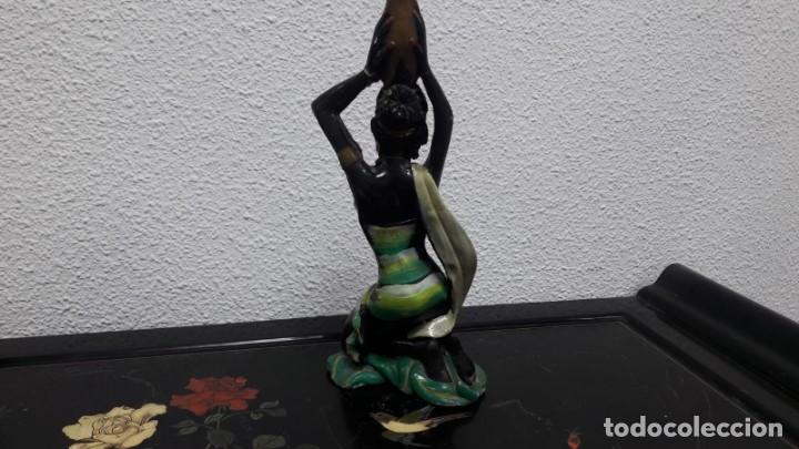 Antigüedades: Figura de mujer africana años 50 - Foto 3 - 213597923