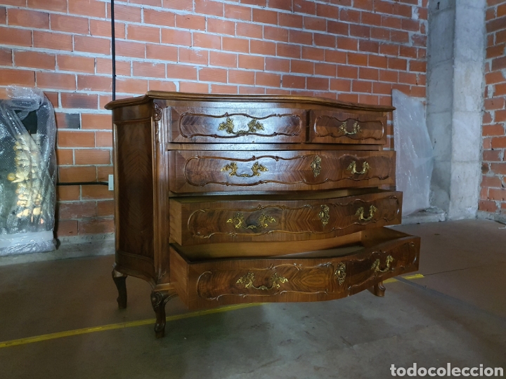 Antig&uuml;edades: Espl&eacute;ndida c&oacute;moda - Foto 2