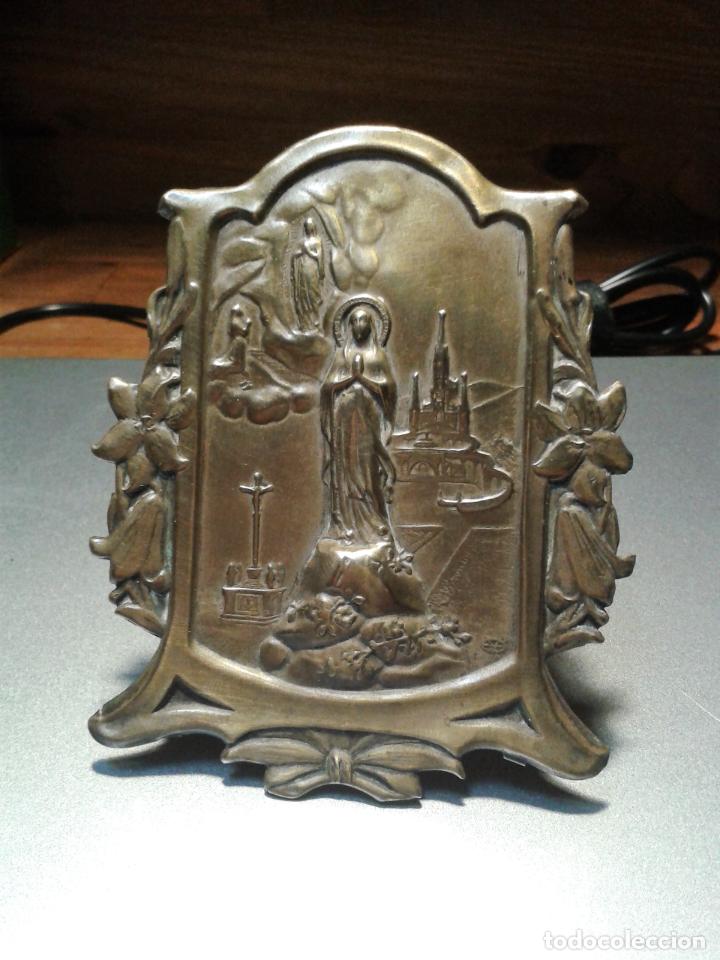 Antig&uuml;edades: Aparici&oacute;n de La Virgen de Lourdes y Santuario.1940.