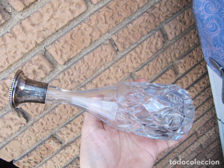 Antig&uuml;edades: Botella perfumero de vidrio tallado - Foto 14