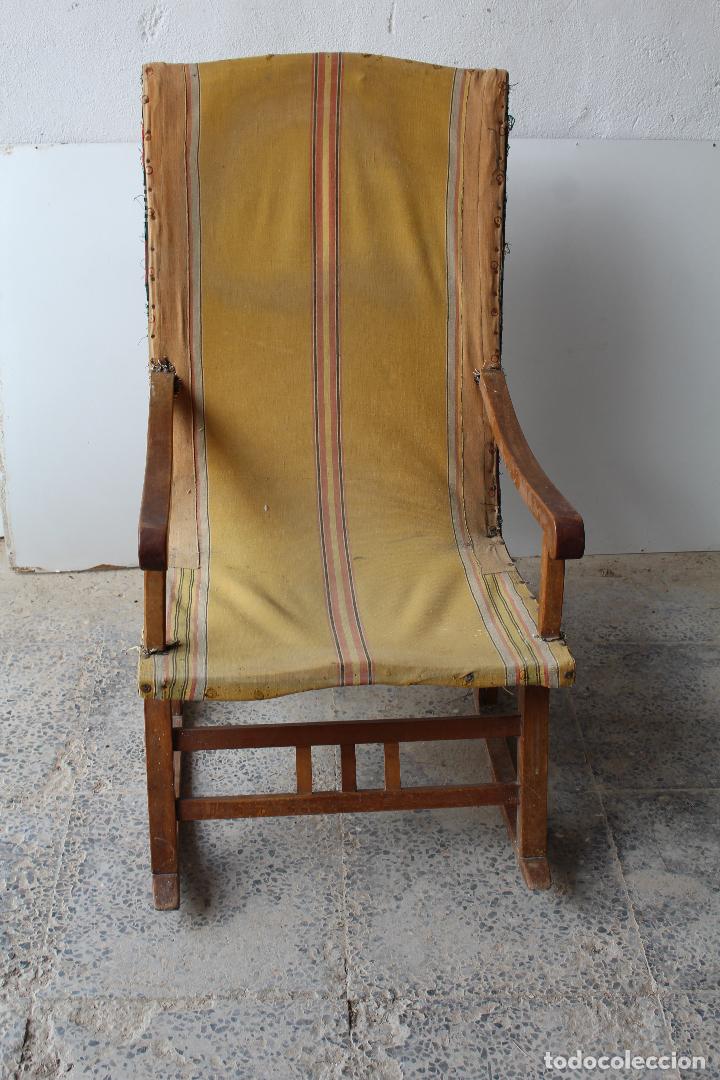 Antig&uuml;edades: mecedora antigua - Foto 2