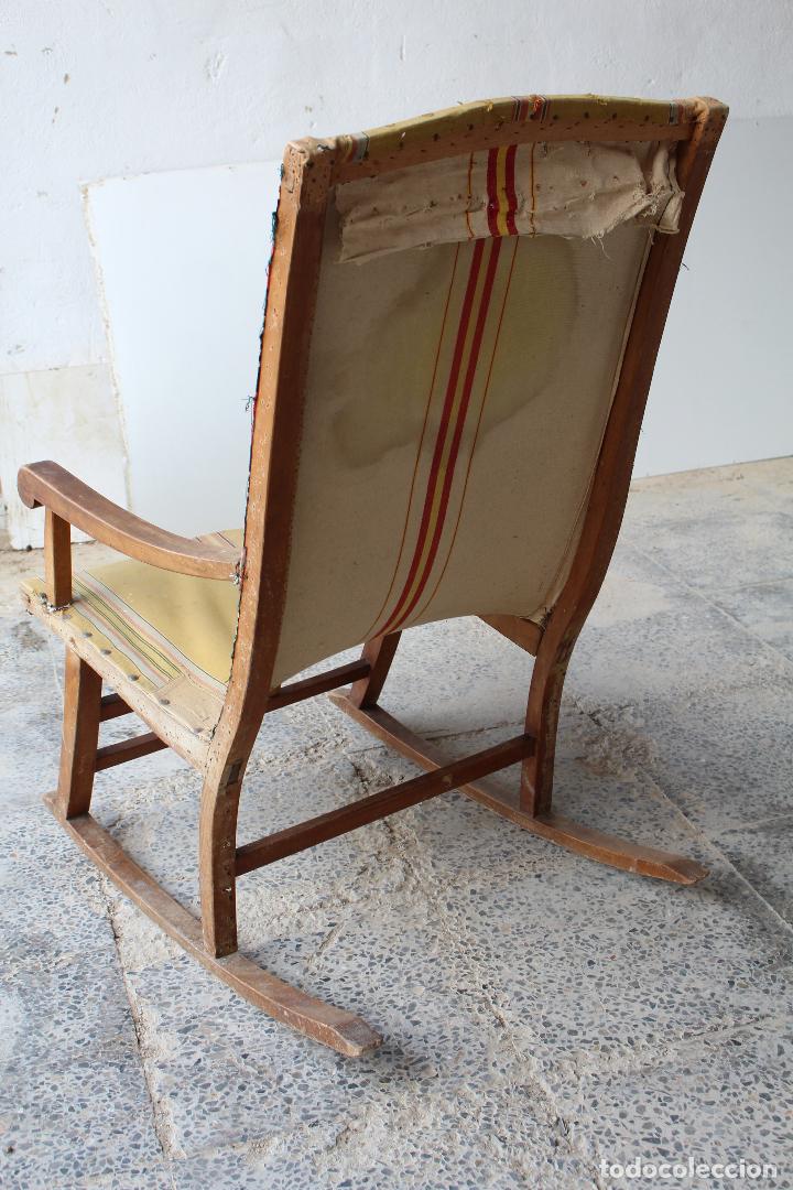 Antig&uuml;edades: mecedora antigua - Foto 5