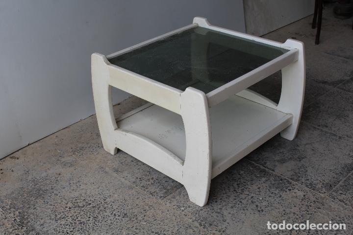 Antig&uuml;edades: mesa baja blanca - Foto 5