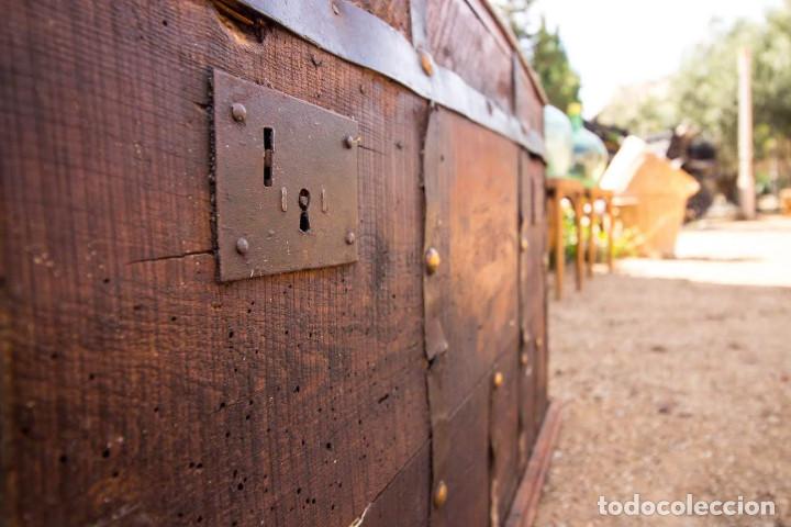 Antig&uuml;edades: Ba&uacute;l antiguo - Foto 3