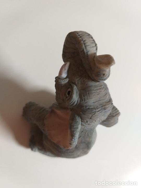 Antigüedades: Pequeña Figura de elefante. gris y rosa - Foto 6 - 214112023