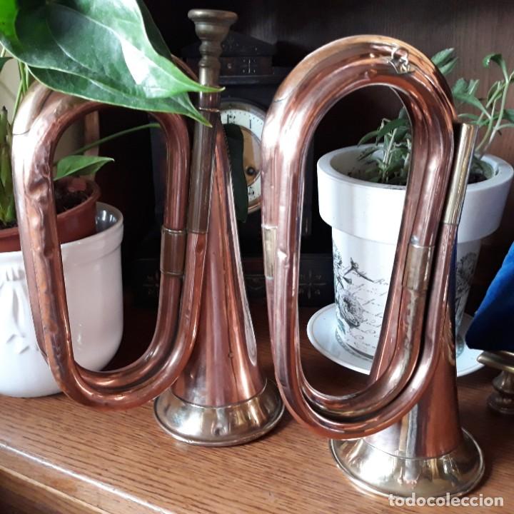 Antiquit&eacute;s: Cornetas,bugle,antiguas cobre y laton.