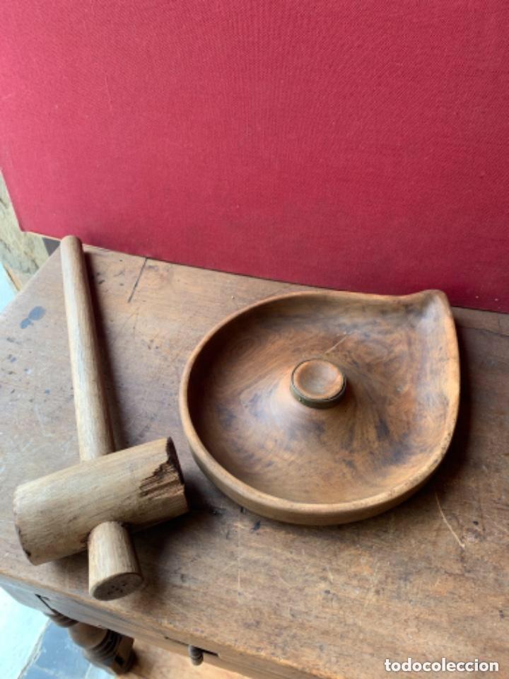 Antig&uuml;edades: CASCANUECES DE MADERA CON MAZA - ANTIGUO - Foto 3