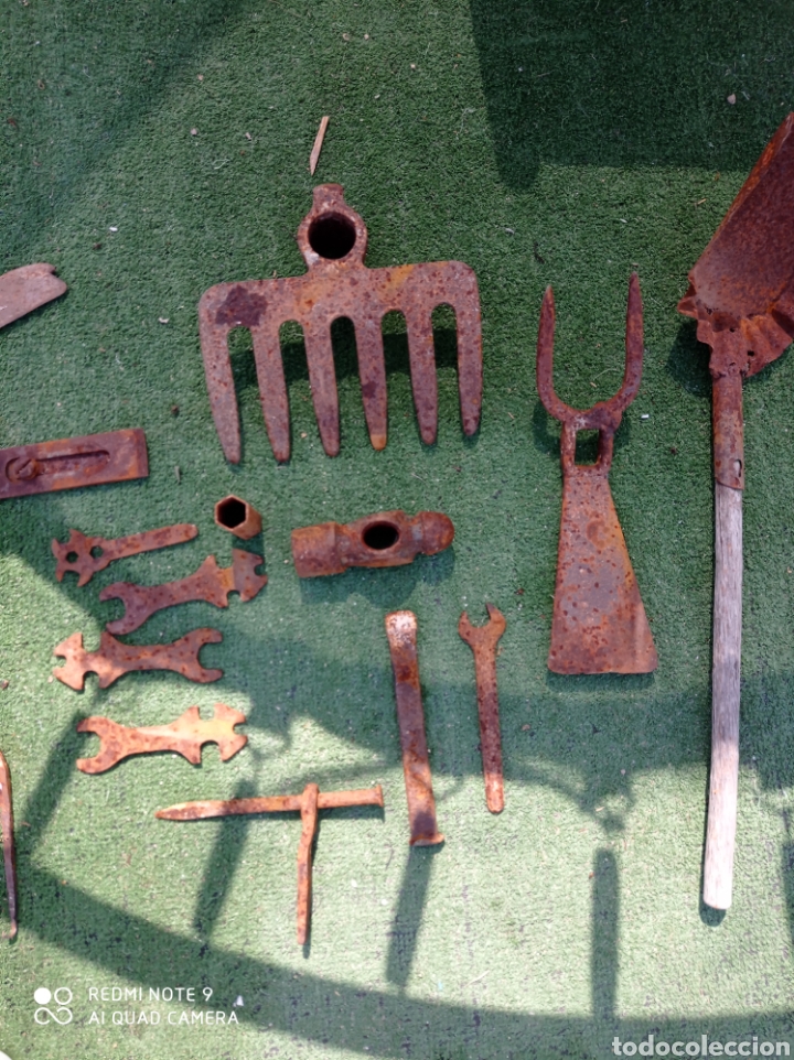 Antig&uuml;edades: Gran lote herramientas de campo - Foto 4
