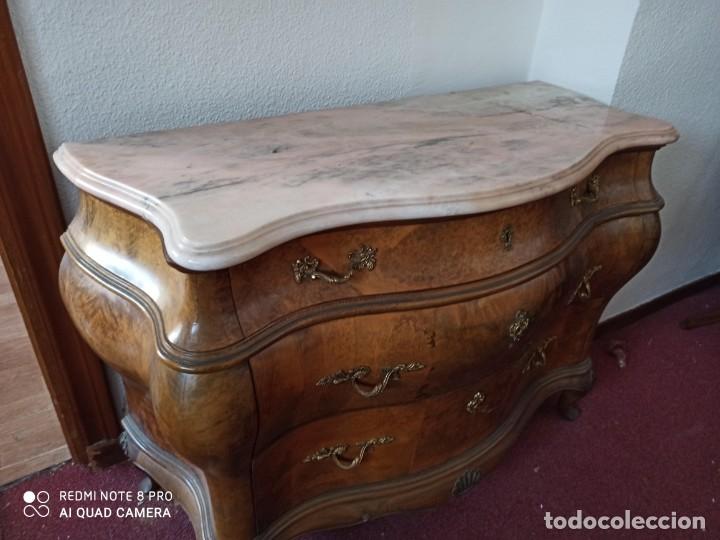 Antig&uuml;edades: C&oacute;moda antigua con base de m&aacute;rmol - Foto 2