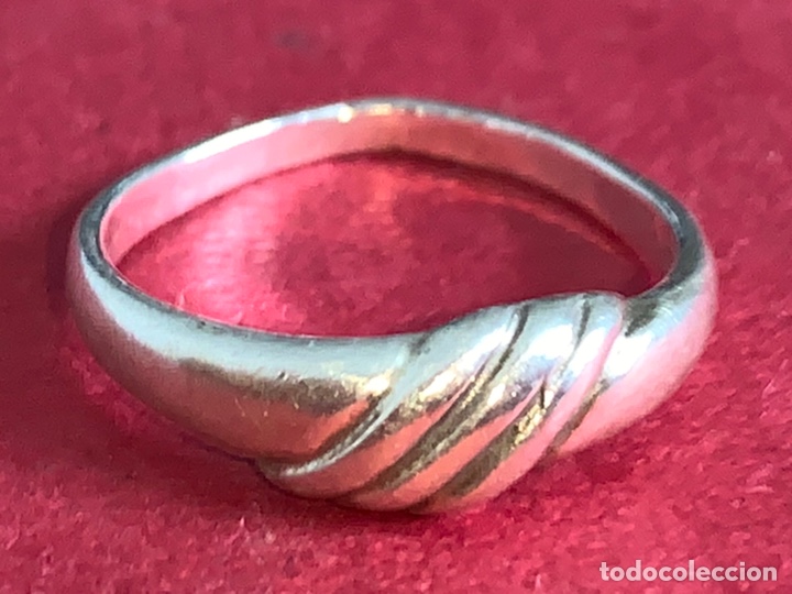 Antig&uuml;edades: Anillo en plata de Ley. Plata contrastada - Foto 1