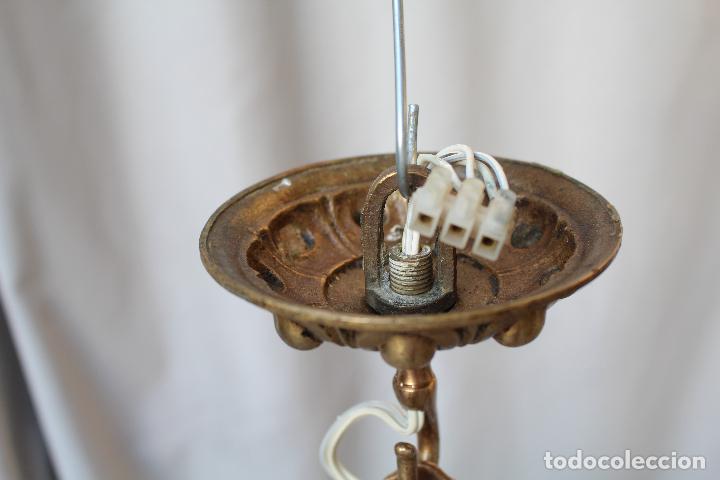 Antig&uuml;edades: lampara de techo de cristal y lat&oacute;n - Foto 8