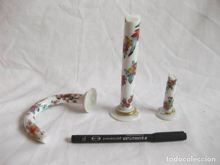 Antig&uuml;edades: 3 columnas en opalina decorada de la Granja o similar. - Foto 1