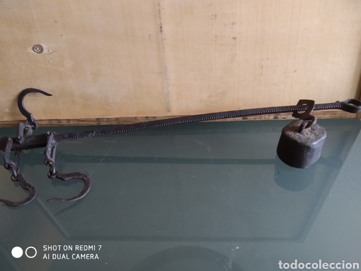 Antig&uuml;edades: Bascula Romana Siglo pasado - Foto 1