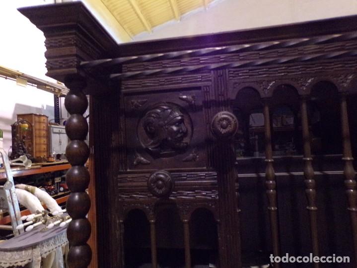Antigüedades: mueble perchero recibidor talla madera castellano torneado recogida provincia barcelona - Foto 3 - 299803333