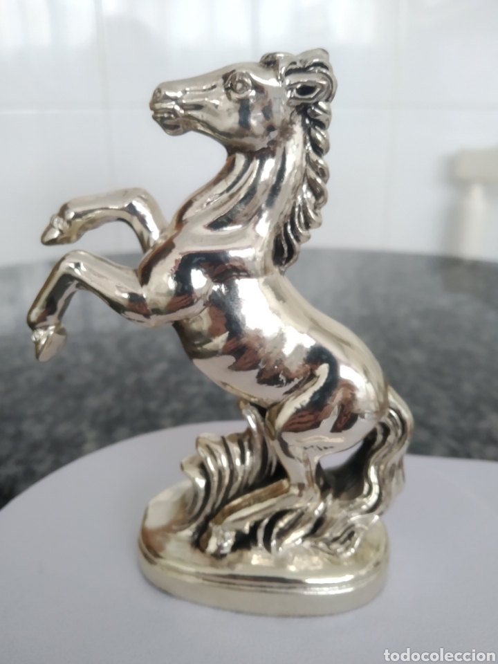 Antig&uuml;edades: Figura caballo laminado en plata - Foto 1